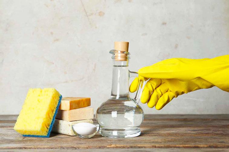The Wonder Cleaning Power of Vinegar