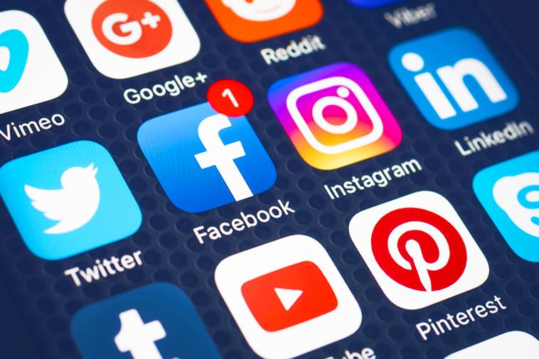 Will Facebook Maintain Its Popularity in 2020?
