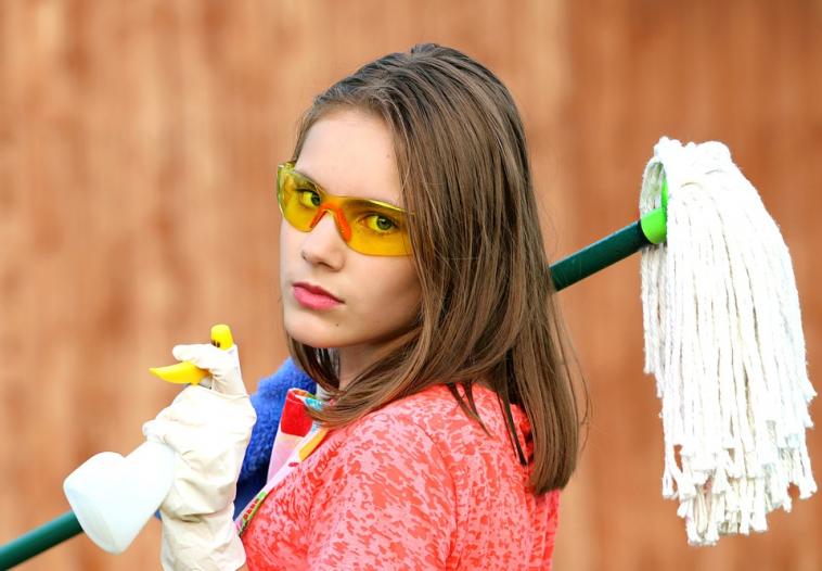 7 Awesome Hacks For Cleaning Your Home